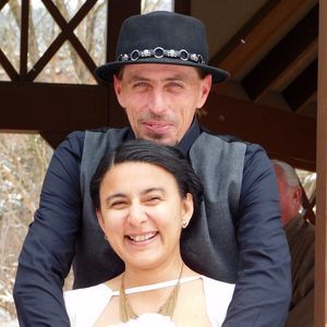 Meet your Posher, Elvira